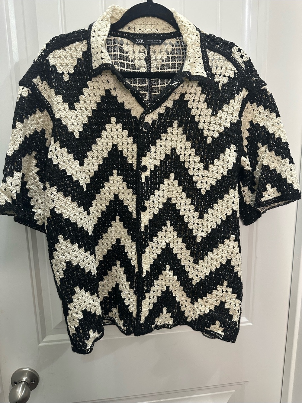ZARA Crochet Chevron Button-Up Shirt — Black & Cream size L